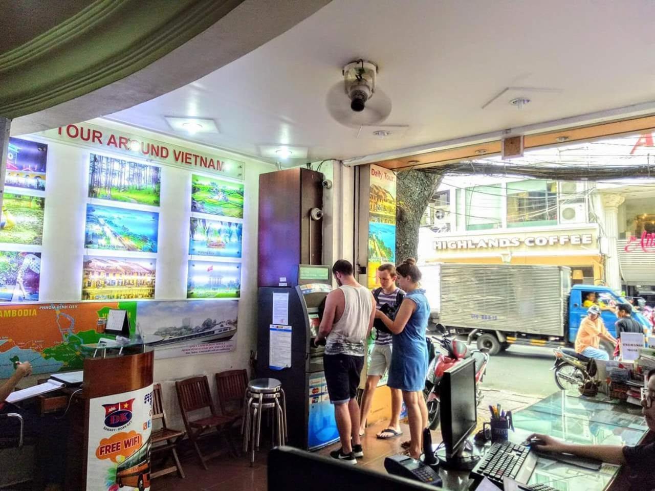 Vinh Hostel Ho Chi Minh-staden Exteriör bild